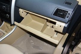 2015款绅宝D20三厢