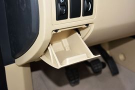 2015款绅宝D20三厢