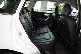 2014款哈弗H6升级版1.5T手动两驱精英型