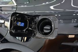 2015款丰田凯美瑞2.0G领先版