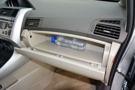 2014款丰田逸致180E自动精英版
