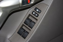2014款丰田逸致180E自动精英版