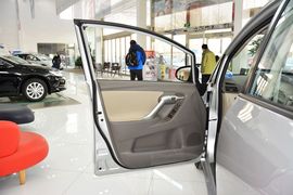 2014款丰田逸致180E自动精英版