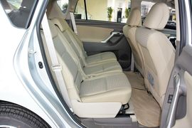 2014款丰田逸致180E自动精英版