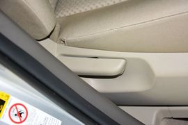 2014款丰田逸致180E自动精英版