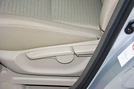 2014款丰田逸致180E自动精英版