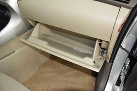2014款丰田逸致180E自动精英版