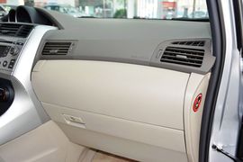 2014款丰田逸致180E自动精英版