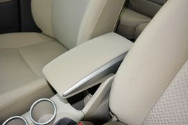 2014款丰田逸致180E自动精英版