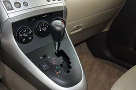 2014款丰田逸致180E自动精英版