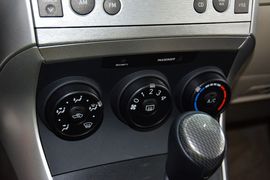 2014款丰田逸致180E自动精英版