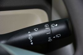 2014款丰田逸致180E自动精英版
