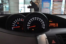 2014款丰田逸致180E自动精英版