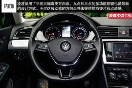 2015款凌渡330TSI豪华型试驾组图