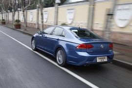 2015款凌渡330TSI豪华型试驾组图