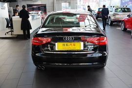 2015款奥迪A4L