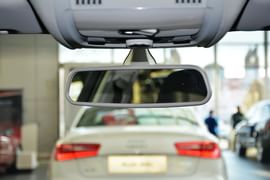 2015款奥迪A4L