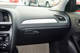 2015款奥迪A4L