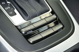 2015款奥迪A4L