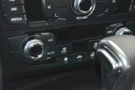 2015款奥迪A4L