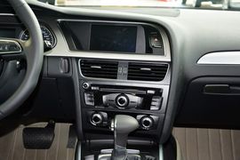 2015款奥迪A4L