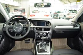 2015款奥迪A4L