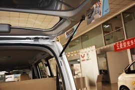 2015款五菱宏光V