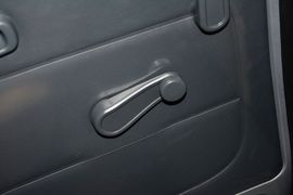 2015款五菱宏光V