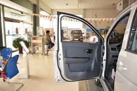 2015款五菱宏光V