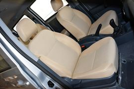 2015款五菱宏光V