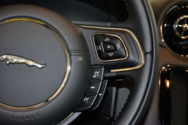 2015款捷豹XJL