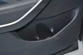 2013款现代全新胜达2.0T自动两驱尊贵型