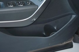 2013款现代全新胜达2.0T自动两驱尊贵型