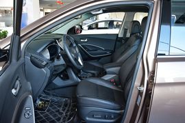 2013款现代全新胜达2.0T自动两驱尊贵型