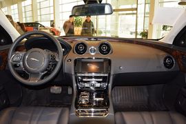 2015款捷豹XJL