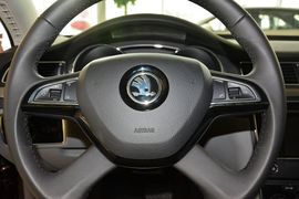 2014款斯柯达速派1.8TSI手自一体雅仕版