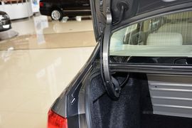 2015款斯柯达昕锐1.6L自动优选型