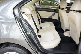 2015款斯柯达昕锐1.6L自动优选型