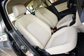 2015款斯柯达昕锐1.6L自动优选型