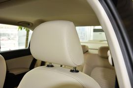 2015款斯柯达昕锐1.6L自动优选型