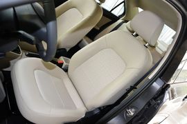 2015款斯柯达昕锐1.6L自动优选型
