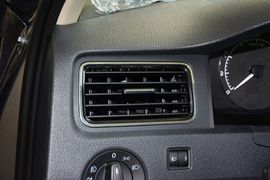 2015款斯柯达昕锐1.6L自动优选型