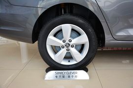 2015款斯柯达昕锐1.6L自动优选型