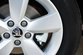 2015款斯柯达昕锐1.6L自动优选型