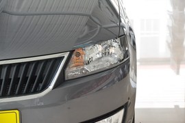 2015款斯柯达昕锐1.6L自动优选型
