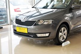 2015款斯柯达昕锐1.6L自动优选型