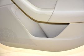 2015款斯柯达明锐1.6L自动逸致版