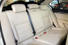 2015款斯柯达明锐1.6L自动逸致版