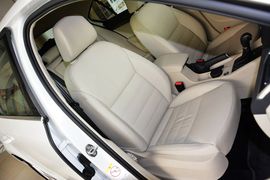 2015款斯柯达明锐1.6L自动逸致版