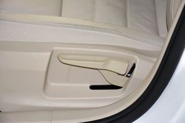 2015款斯柯达明锐1.6L自动逸致版